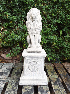 AGED STONE GARDEN SQUARE ROMAN PLINTH PEDESTAL AND Upright Large Lion Statue Set