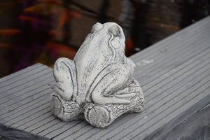 Stone Statue Of A Frog Garden Ornament Toad Reconstituted Stone