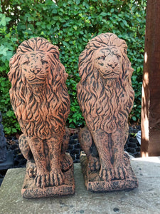 Pair of Large Lions Statue Stone Concrete French Teracotta Stone