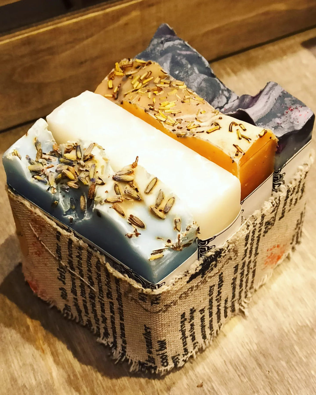 Handmade Soap Pack of 4 x100g Soap Gift Set Mother Wife Friend Gift Box Natural